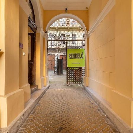 Dizsu'S Place Budapest Exterior photo